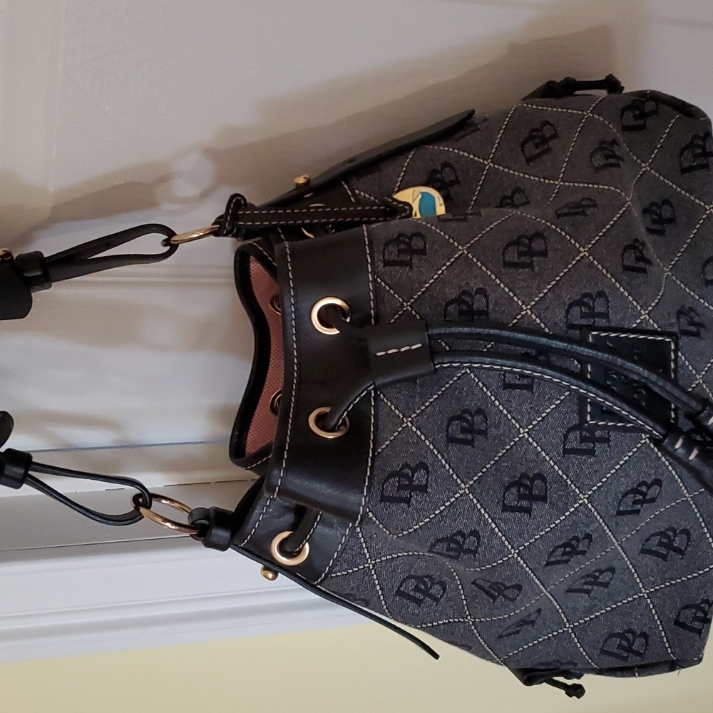 Handbag